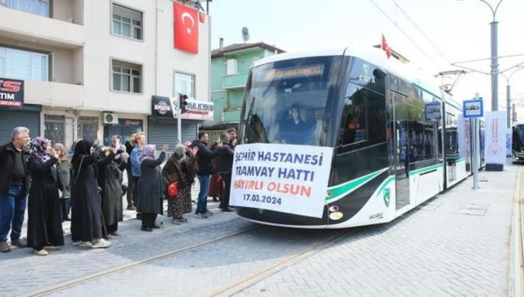Kocaeli Şehir Hastanesi Tramvay Hattı’nın ilk seferi gerçekleştirildi!