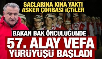 Saçlarına kına yakıp asker çorbası içtiler: 57. Alay Vefa Yürüyüşü başladı