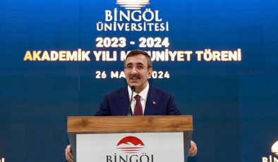 Türkiye’de eğitim devrimi: Üniversite ve öğrenci sayıları rekor seviyede!