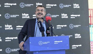 Bakan Tekin: Yepyeni bir müfredatı hayata geçirdik