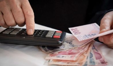 Emeklilerin kafası karıştı: Maaş zammı nasıl uygulanacak?