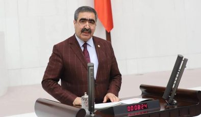 İYİ Parti’nin kurucu üyesi İbrahim Halil Oral istifa etti