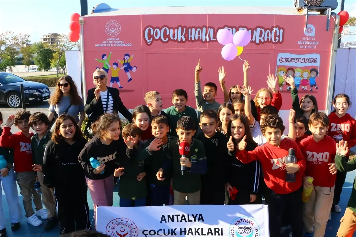 Antalya’da Çocuk Hakları Durağı Açıldı